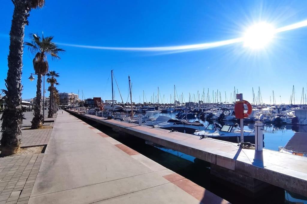 Beach Apartment Playa Lisa Santa Pola Bagian luar foto